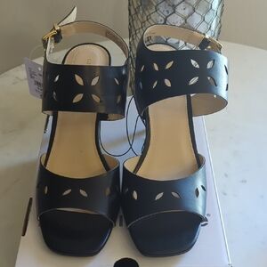 Liz Claiborne Black Cutout Sandals